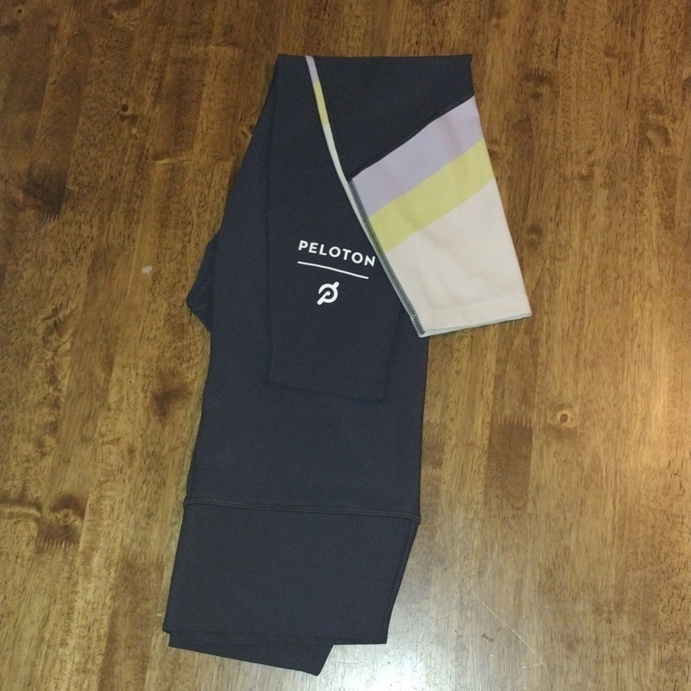 Grey with White and Yellow Striped Detail near Left Ankle Peloton Leggings L